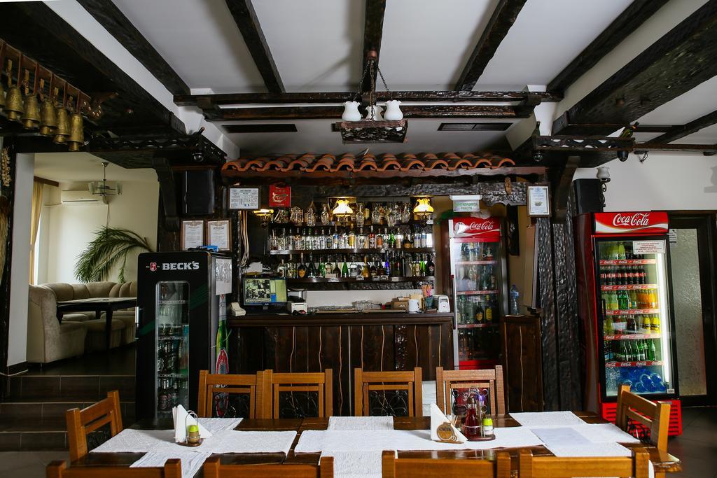 Семеен Хотел Златоград Exterior photo